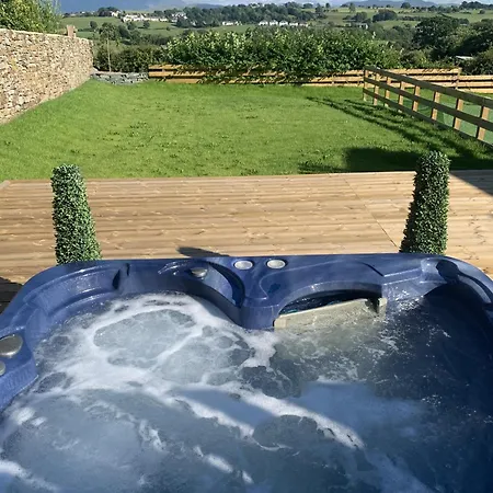 Luxury Cottage, Views Of The Lakes With Hot Tub Cockermouth Exterior photo